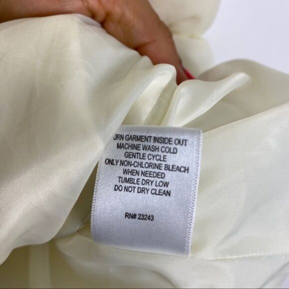 New York and Company Cream Fur Collar Vest Large - Picture 8 of 8